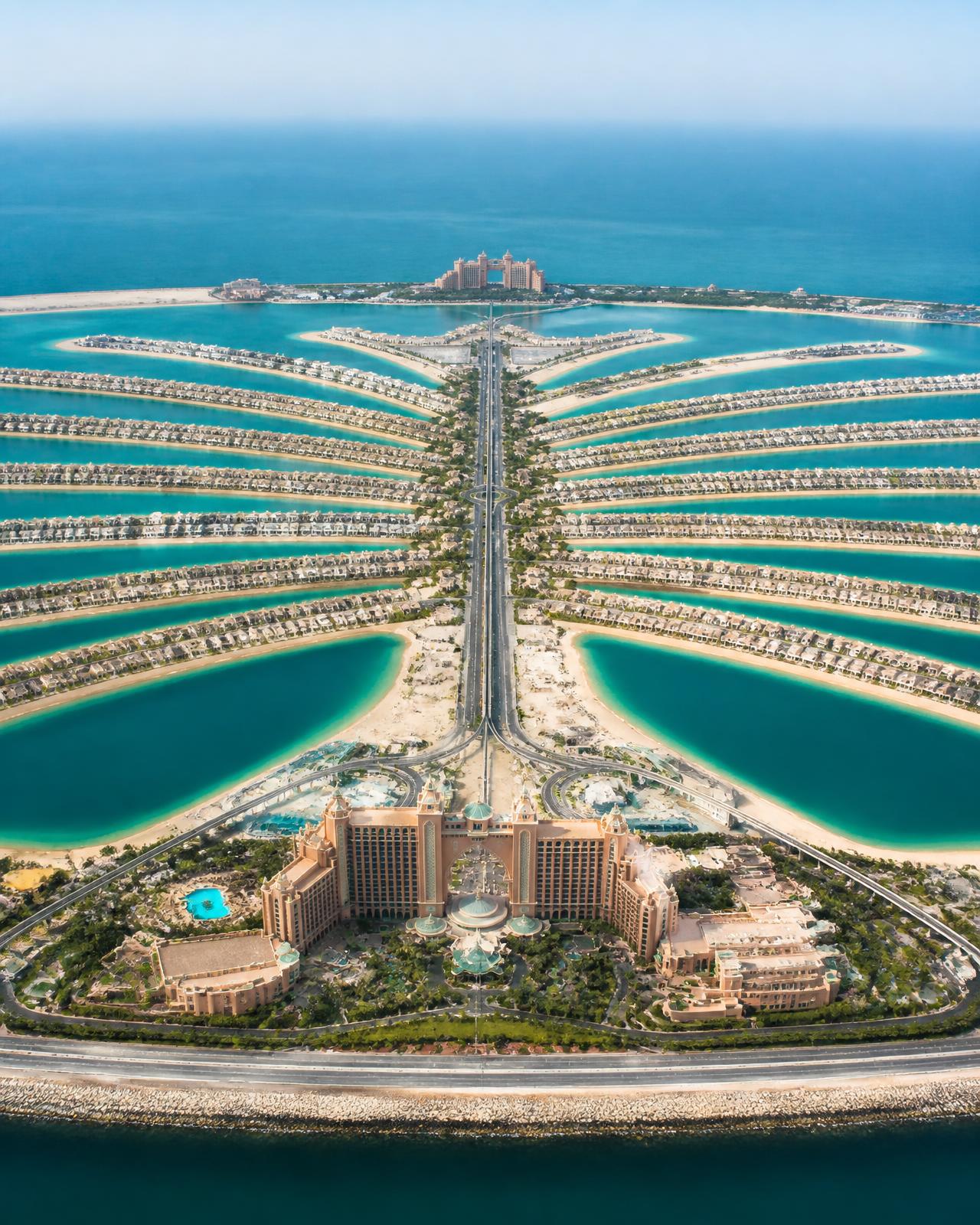 Aerial view of Palm Jumeirah, Dubai